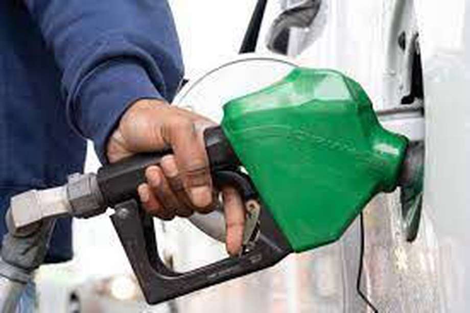El galón de gasolina sufrirá una nueva alza desde abril de este año, anunció el gobierno.