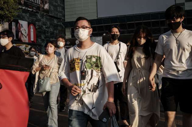 Extienden emergencia sanitaria en Japón tras aumento de casos de covid-19