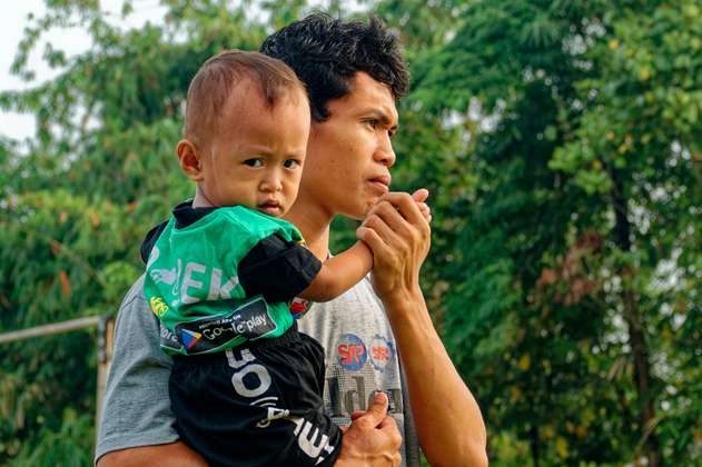 Vacunación contra el COVID-19: polémico plan en Indonesia