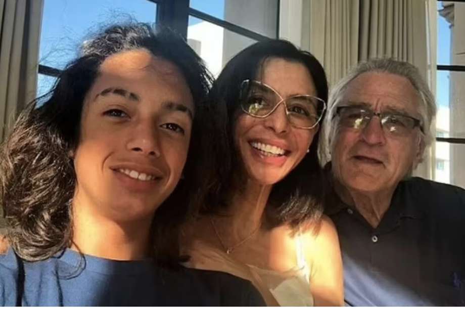 Leandro junto a su madre, Drena, y a su abuelo, Robert De Niro, actor ganador del Premio Óscar.