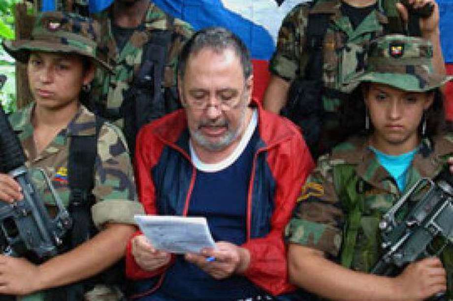 El congresista Óscar Tulio Lizcano fue secuestrado por las Farc el 5 de agosto del año 2000, en Riosucio, Caldas. La mayoría de su cautiverio lo pasó en las selvas de Chocó.