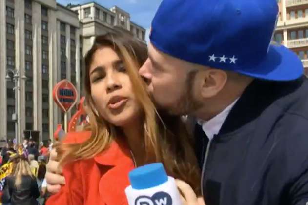 Hincha ruso que besó y tocó a reportera colombiana se disculpa