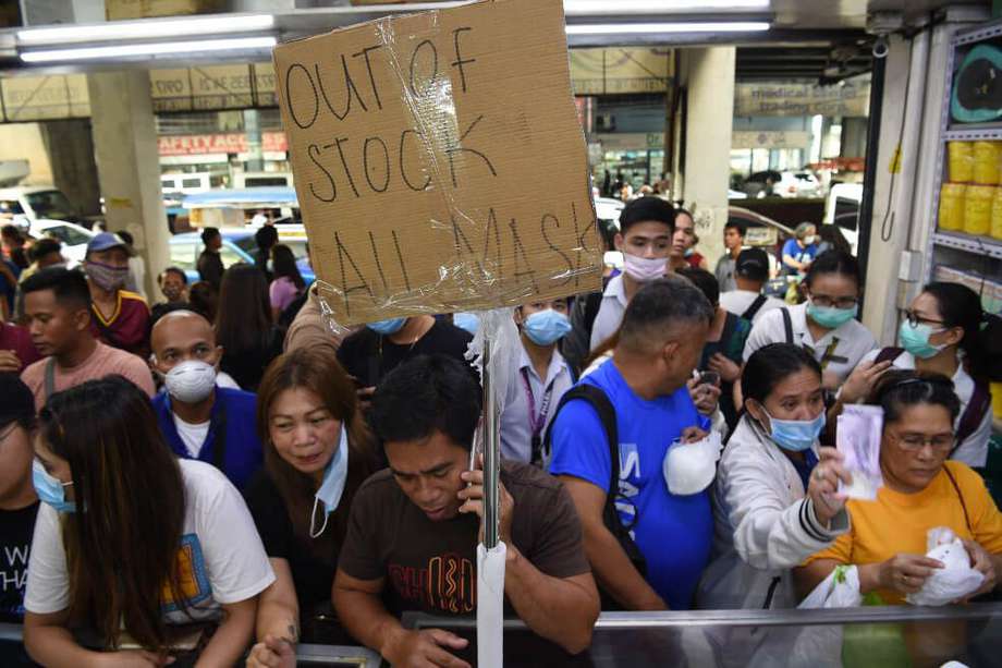 En Filipinas, que tiene el mayor número de casos de virus en el sudeste asiático, casi la mitad de las empresas que cerraron no sabían cuándo podrán volver a abrir.