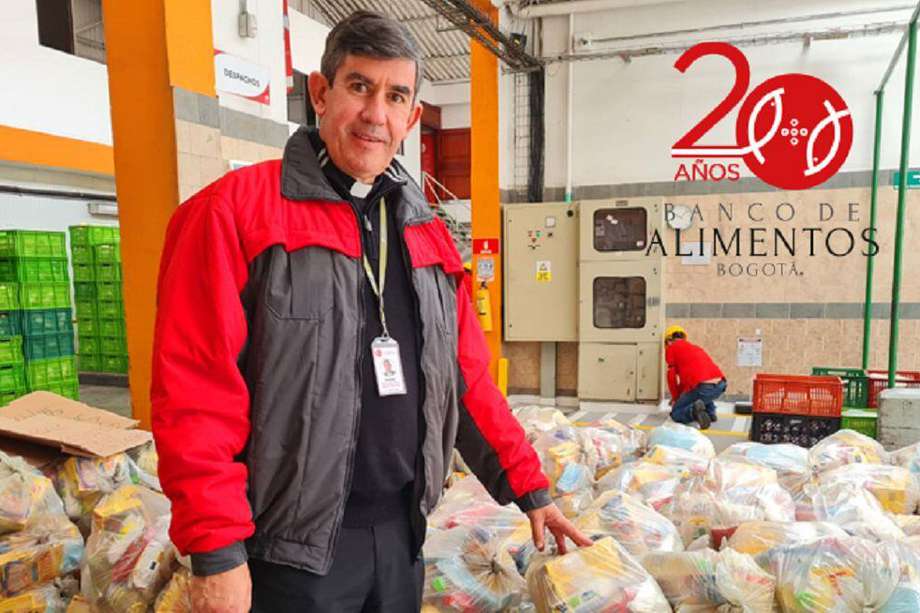 El padre Daniel Saldarriaga es el director del Banco de Alimentos de Bogotá.