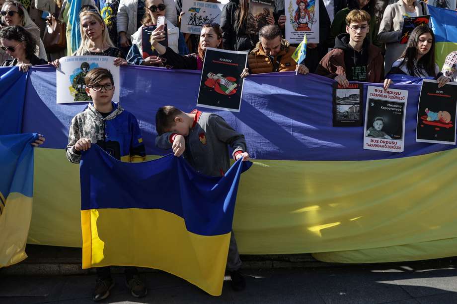 “Hoy en Ucrania no hay un líder ni un país más odiados que Putin y Rusia”: Héctor Abad Faciolince