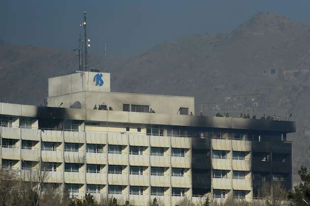 Al menos 40 muertos dejó ataque al hotel Intercontinental de Kabul
