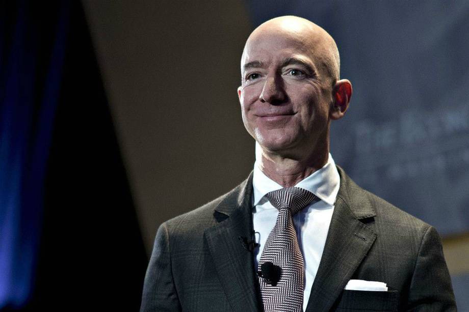 Jeff Bezos es el fundador de Amazon Inc.