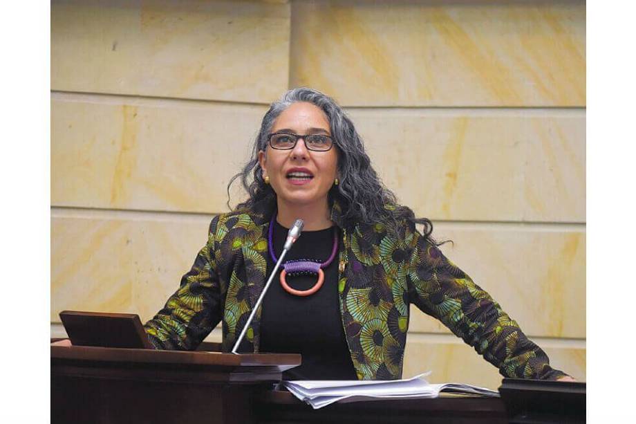 María José Pizarro: vestida de Diego Guarnizo para la posesión Presidencial