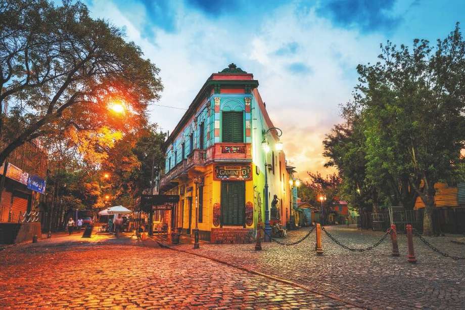 Caminito es un callejón museo y un pasaje, de gran valor cultural y turístico, ubicado en el barrio La Boca, en Buenos Aires. / Getty Images