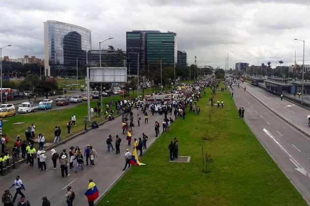 Por manifestaciones, se presentan congestiones sobre la Calle 26 en Bogotá