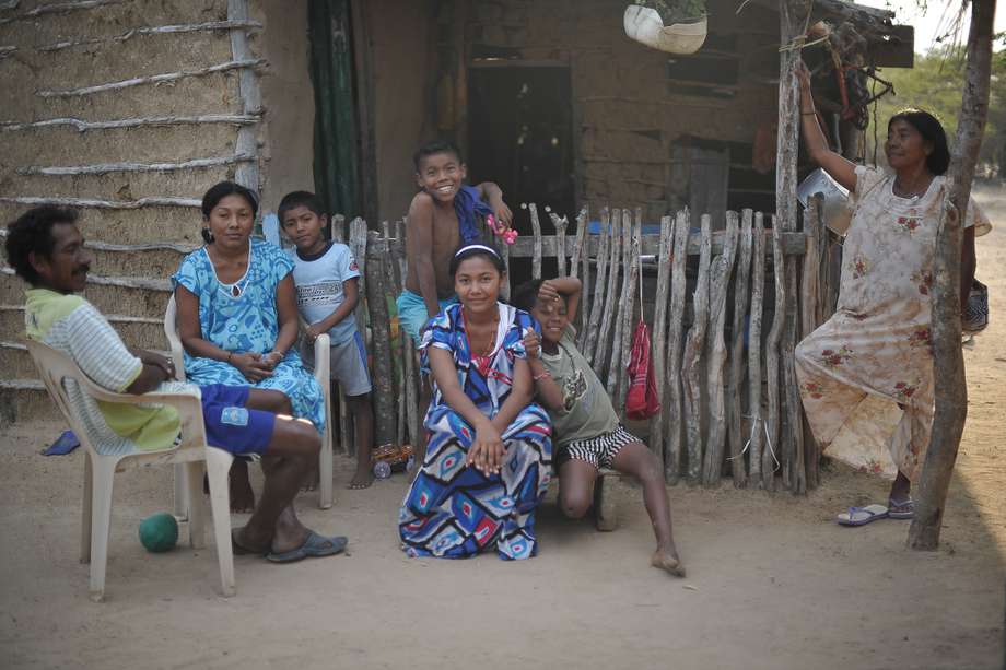 El bilingüismo wayuunaiki-español facilita el acceso de las comunidades wayuu a la salud y a la educación. 