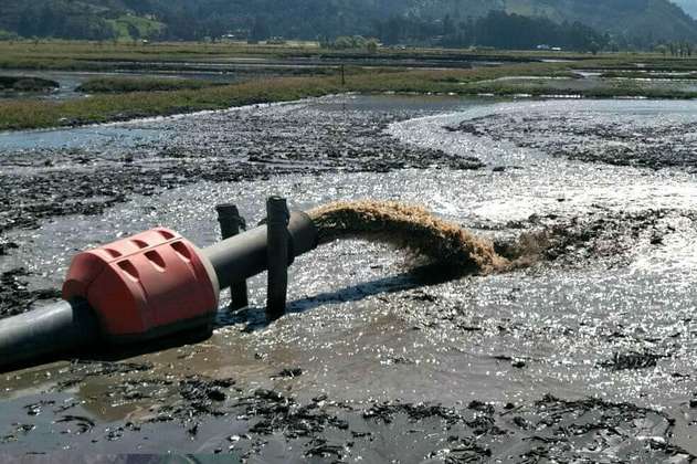 CAR busca extraer 1.6 millones de sedimento de la Laguna de Fúquene