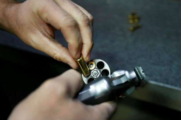 Allanan en Bogotá taller de armas ilegales que habrían sido utilizadas en recientes delitos