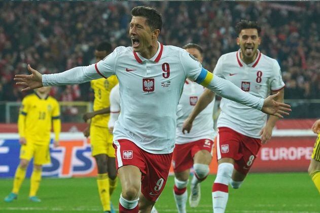 Polonia, con Lewandowski, eliminó a la Suecia de Ibrahimovic e irá a Catar 2022