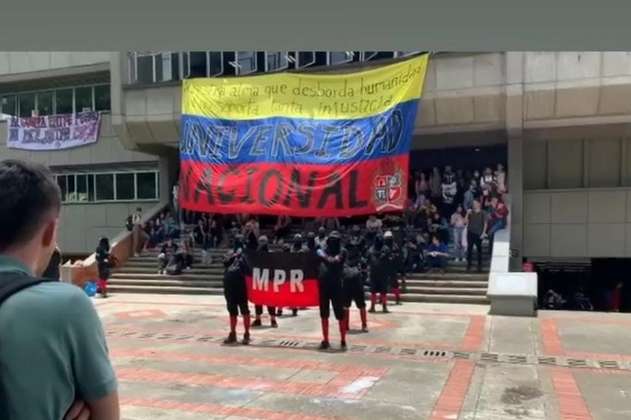 Ordenan evacuación de la Universidad Nacional en Medellín
