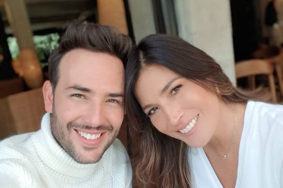 Kathy Sáenz está casada actualmente con el actor Sebastián Martínez.