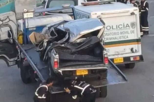 Conductor murió tras caer de un puente en Kennedy: iría en exceso de velocidad