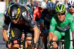 Van Aert ganó la última etapa del Tour y le amargó la fiesta a Cavendish