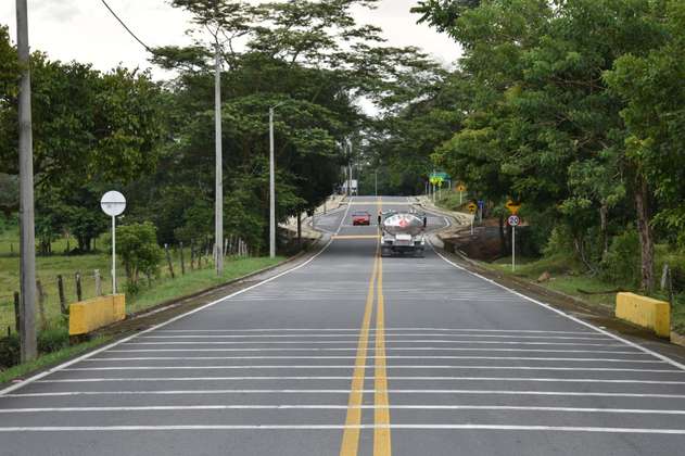 Tres personas murieron tras accidente de tránsito en la vía  Neiva-Natagaima