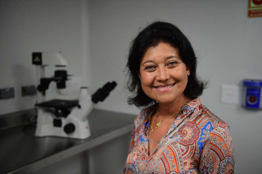 Nelly Roa, directora del Centro de Investigación Odontológica.