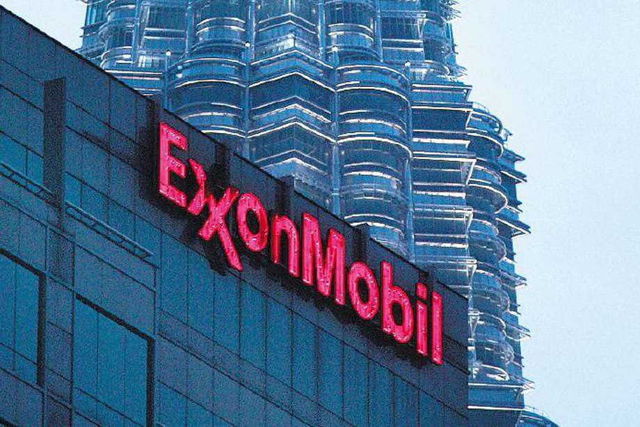 El intento de Exxon por vender los activos se produce pese a que las empresas de perforación han recibido positivamente una política menos intervencionista. Photographer: Goh Seng Chong/Bloomberg News