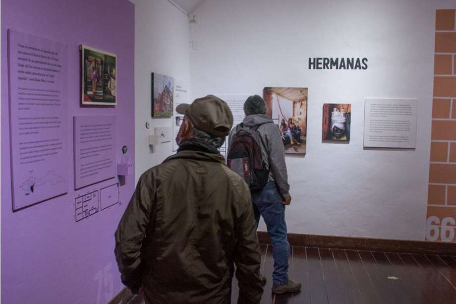 La exposición temporal del Museo de Bogotá, "Adentro. Formas de vida en Bogotá", se estará presentando hasta junio de 2021.