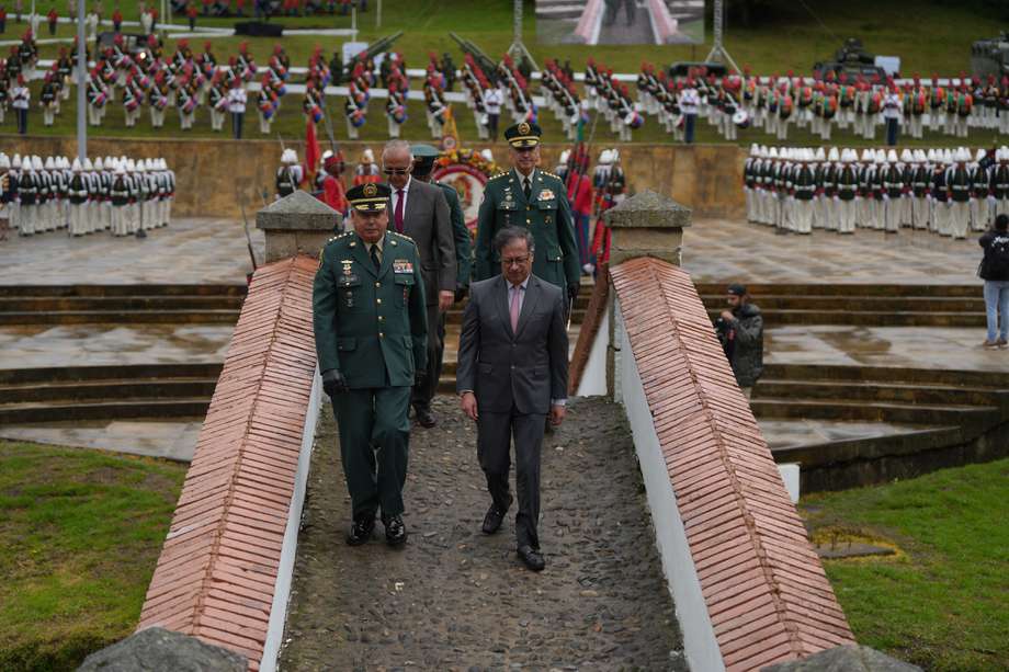 Gustavo Petro en el Puente de Boyacá, Tunja, el 7 de agosto de 2023, día en el que cumple su primer año como presidente de Colombia.
