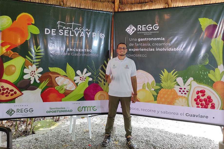 Ricardo Niño, es un emprendedor que encontró en el turismo la oportunidad de conservar, crear conciencia ambiental y rescatar los saberes de su cultura.
