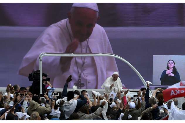 El Papa Francisco convierte en santos a dos pastorcitos de Fátima