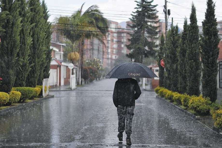 Segundo día de lluvias en Bogotá: el aliado inesperado contra los incendios y el calor