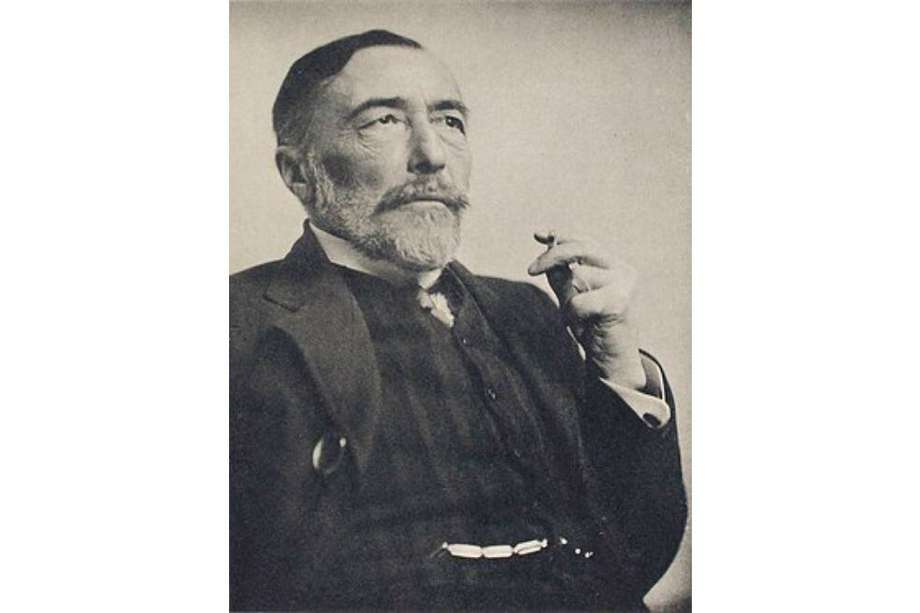 Joseph Conrad, autor de libros como "Lord Jim" o "El corazón de las tinieblas", es uno de los escritores más importantes de la literatura inglesa entre el siglo XIX y XX.
