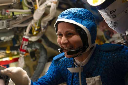 Samantha Cristoforetti fotografiada durante los preparativos para su paseo espacial, el primero de una mujer europea. 