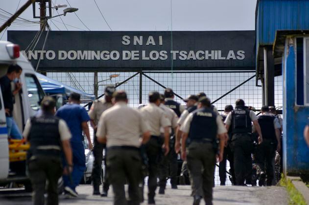 Motín carcelario en Ecuador deja más de cuarenta presos muertos