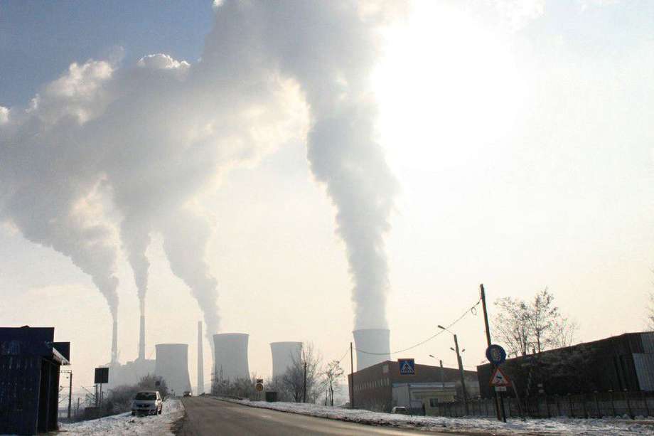 Las aproximadamente 230.000 millones de toneladas de carbono liberadas con un calentamiento de 2 ° C son más de cuatro veces las emisiones totales de China.