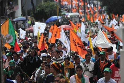 Más de 4.000 representantes de comunidades afros, indígenas y campesinas se dieron cita en Bogotá para exigir una nueva política agraria.  / Luis Ángel