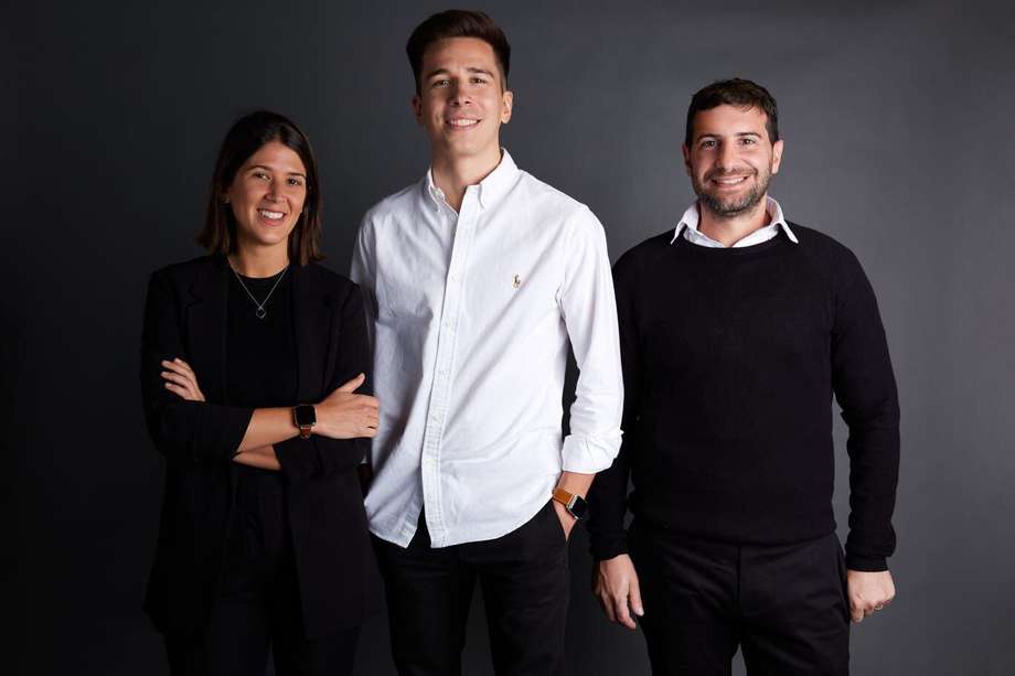 Caterina Carreño, Nicolás Giménez y Ariel Manduca, todos cofundadores de Fidu.