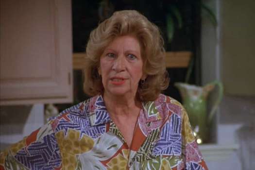 Liz Sheridan participó en 20 capítulos de la serie “Seinfeld” e interpretó a Raquel Ochmonek en "Alf" desde 1986 hasta 1990.