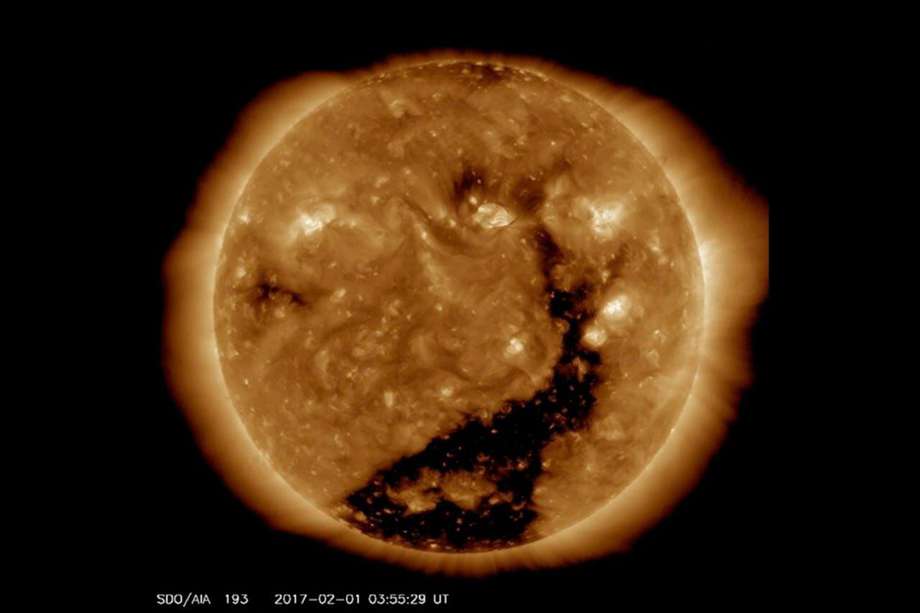 Fotografía del sol tomada por el Observatorio de Dinámica Solar (SDO) uno de los telescopios que produjo imágenes para esta investigación.