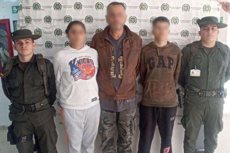 Un padre de familia usó a sus dos hijos para traficar estupefacientes a España.