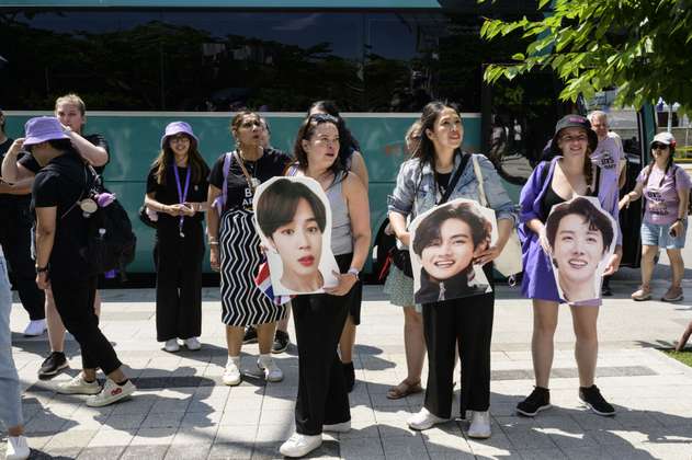 La banda de k-pop BTS cumple 10 años, así lo celebran en Seúl