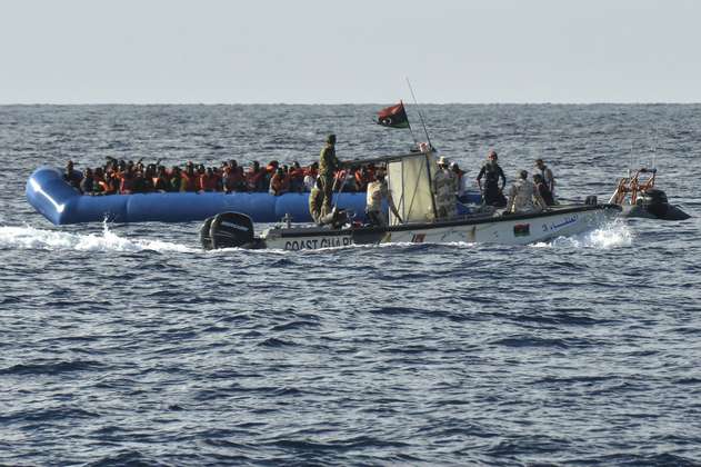 Decenas de migrantes mueren y provocan nuevo drama en el Mediterráneo