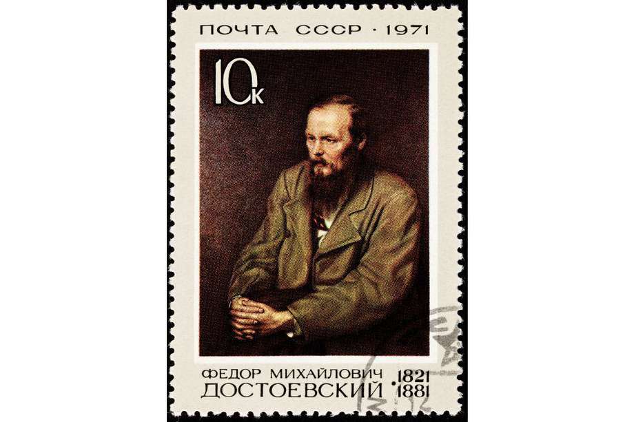 Fiódor Dostoievski es considerado uno de los escritores más influyentes de la historia de la literatura. Nació el 11 de noviembre de 1821 en Moscú, Rusia, y murió el 9 de febrero de 1881, en San Petersburgo. Imagen de una de las estampillas con las que se le recuerda.