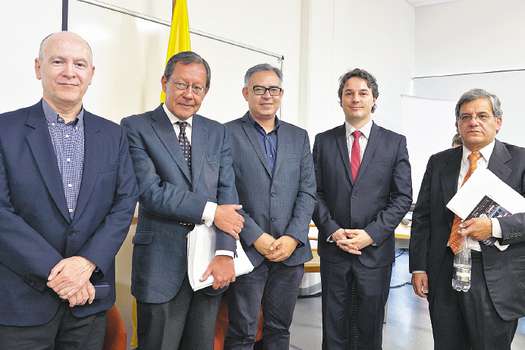 Carlos Vicente de Roux, Isidro Hernández, Jaime Torres, Jean Philippe Pening y Mauricio Páez..   / Johnatan Ramos