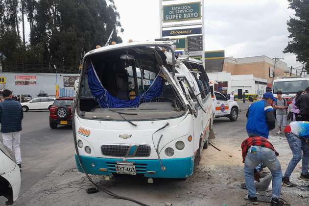 En Zipaquirá accidente de bus deja al menos 25 heridos