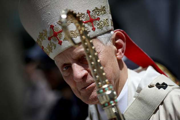 Papa Francisco aceptó renuncia de arzobispo de Washington acusado de encubrir abusos
