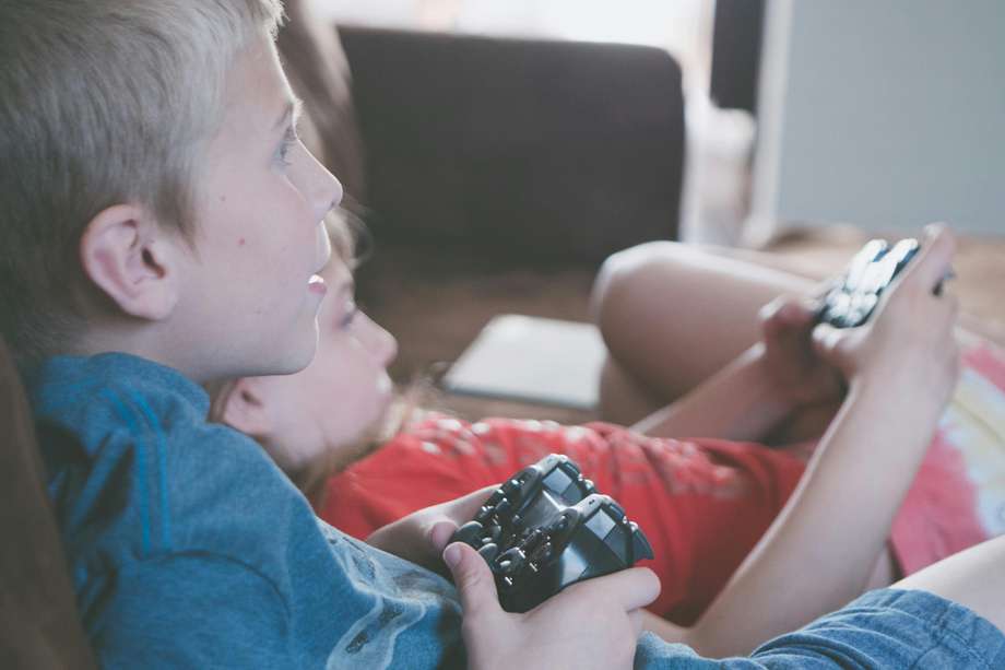 Seis de cada 10 niños en el mundo entre los 14 y los 18 años, juegan videojuegos.