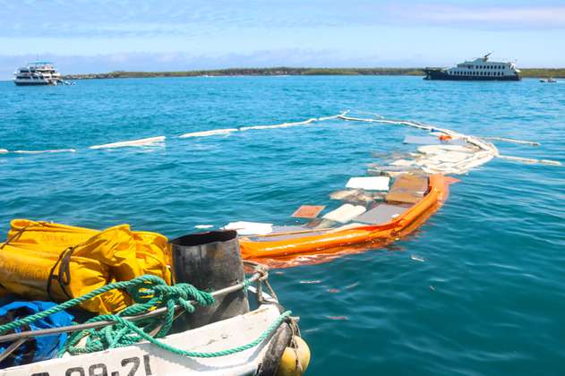 Derrame de combustible en aguas de las islas de Galápagos