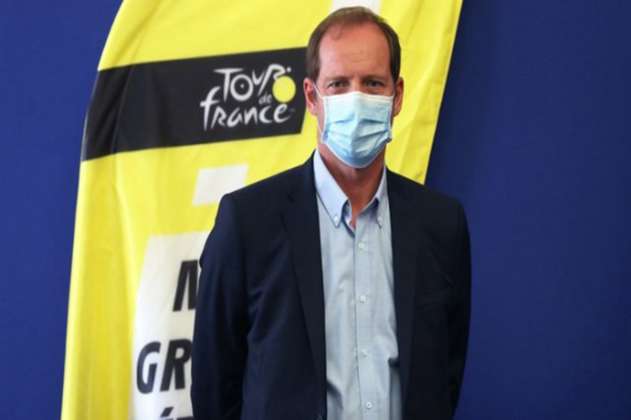 Christian Prudhomme, el director del Tour de Francia, da positivo por COVID-19, el pelotón negativo