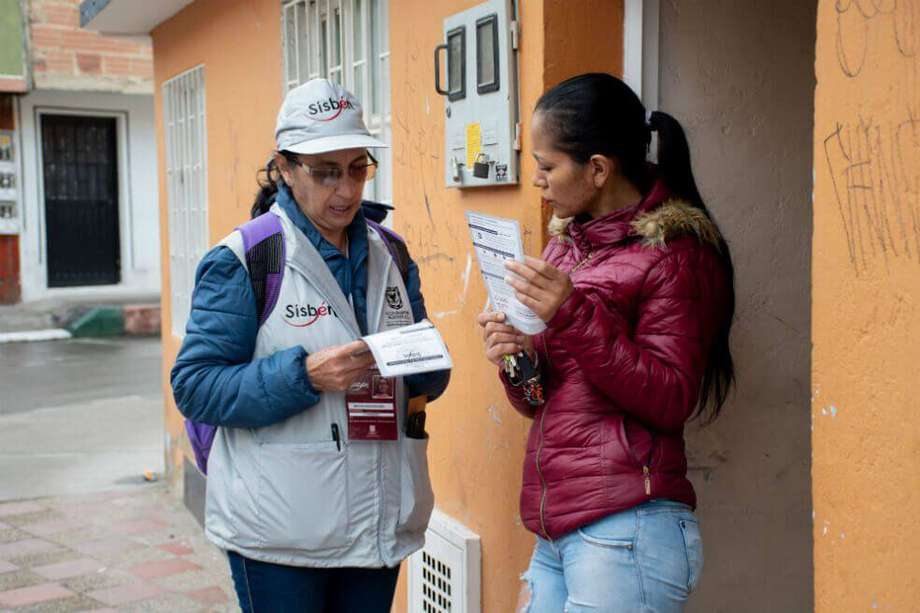 El Sisbén IV es una base de datos con la que se espera mejorar la focalización de los programas sociales en Colombia.