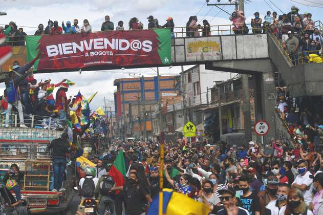 Minga indígena en Bogotá: así fue el recorrido hasta la plaza de Bolívar